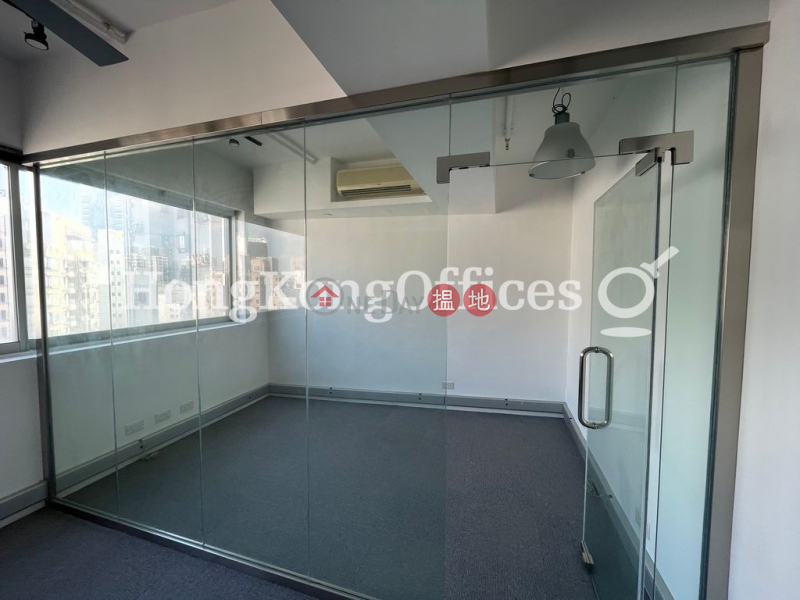 Property Search Hong Kong | OneDay | Office / Commercial Property, Rental Listings | Office Unit for Rent at Centre Hollywood