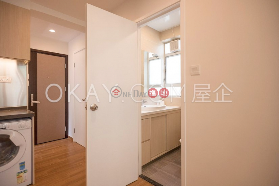 HK$ 28,000/ month | 33-35 ROBINSON ROAD | Western District | Charming 3 bedroom on high floor | Rental