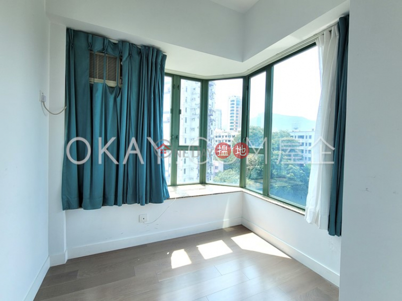 Tasteful 3 bedroom on high floor with parking | For Sale | Y.I Y.I Sales Listings