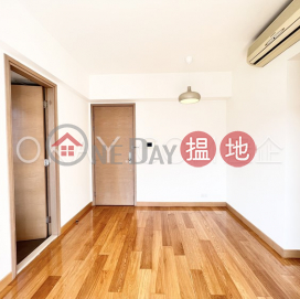 Charming 2 bedroom on high floor with balcony | Rental | Island Crest Tower 2 縉城峰2座 _0