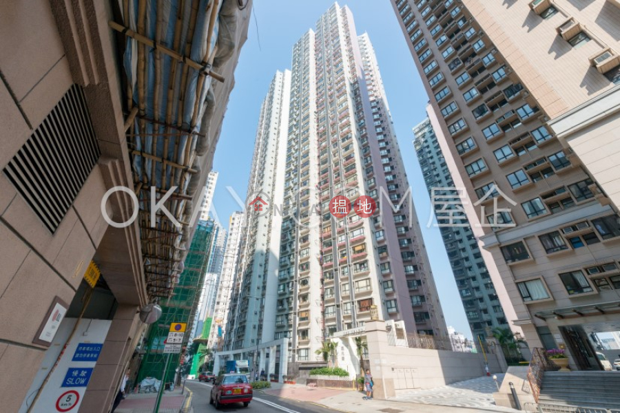 Gorgeous 3 bed on high floor with harbour views | Rental | The Grand Panorama 嘉兆臺 Rental Listings
