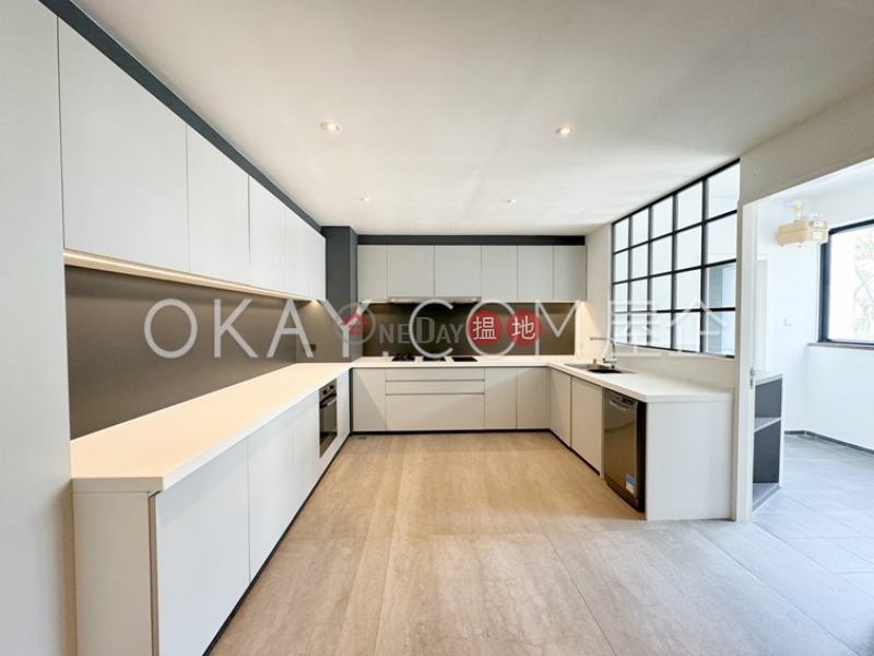 Gorgeous 4 bedroom on high floor with rooftop & balcony | Rental | 5 Headland Road 赫蘭道5號 Rental Listings