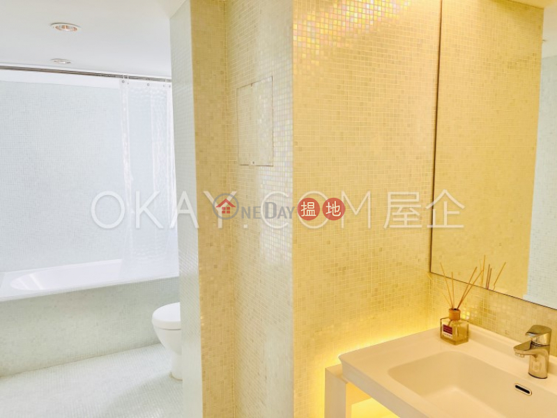 Rare house with terrace & parking | For Sale | Las Pinadas 松濤苑 Sales Listings