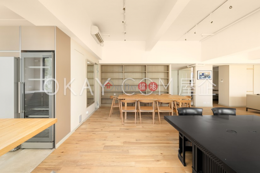 HK$ 60,000/ month, Orlins Court, Western District, Tasteful 2 bedroom in Western District | Rental