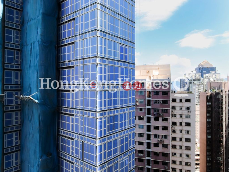 Property Search Hong Kong | OneDay | Residential | Rental Listings, 3 Bedroom Family Unit for Rent at Robinson Place