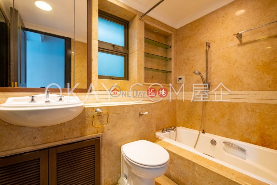 HK$ 100,000/ 月|柏濤灣 88號|西貢|4房4廁,實用率高,海景,星級會所柏濤灣 88號出租單位