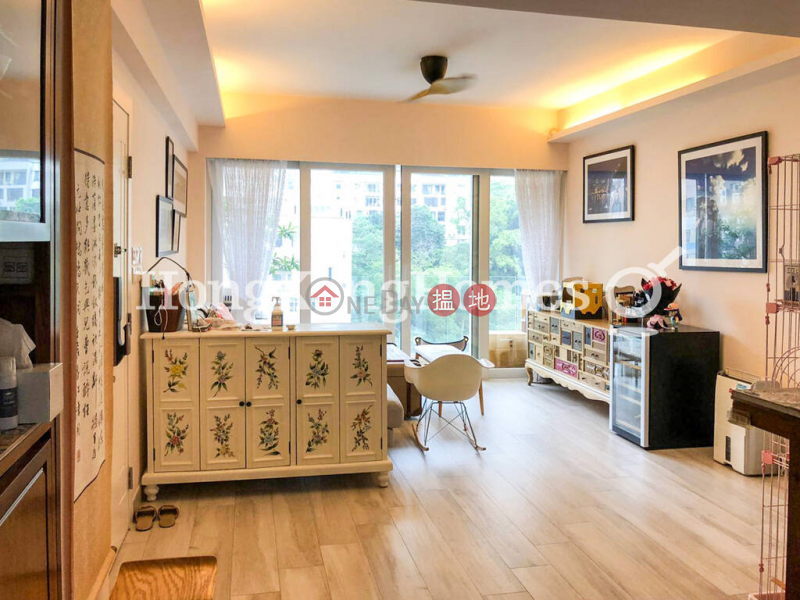 3 Bedroom Family Unit at Unique Villa | For Sale | Unique Villa 友園 Sales Listings