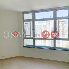 Charming 3 bedroom on high floor | Rental