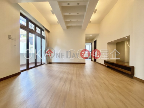 Lovely 3 bedroom on high floor with rooftop & balcony | Rental | 75 Sing Woo Road 成和道75號 _0