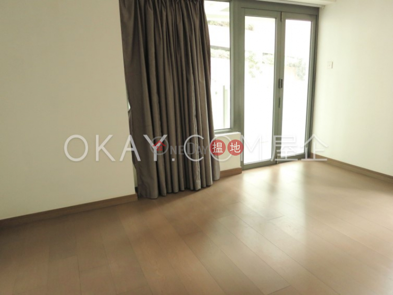 HK$ 13M Centre Point, Central District | Lovely 2 bedroom with balcony | For Sale