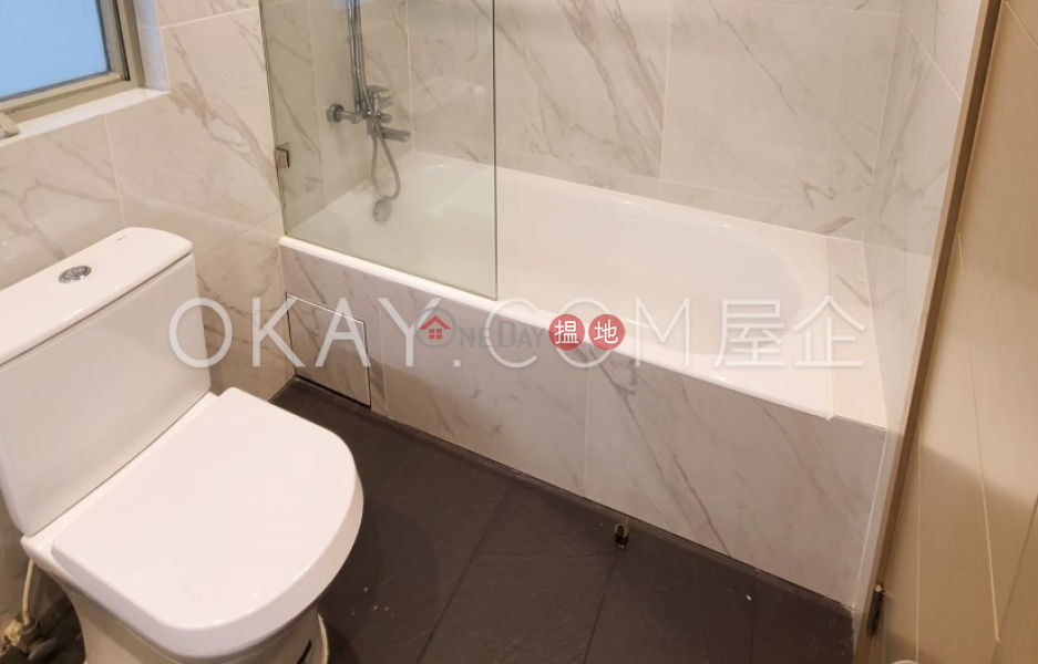 Property Search Hong Kong | OneDay | Residential Rental Listings Nicely kept 3 bedroom on high floor | Rental