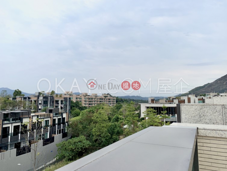 Beautiful house with rooftop, balcony | For Sale | Park Villa 柏巒 Sales Listings
