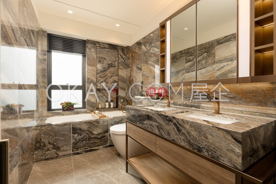 HK$ 68,000/ month, Victoria Garden Block 1, Western District | Lovely 3 bedroom on high floor with sea views & balcony | Rental