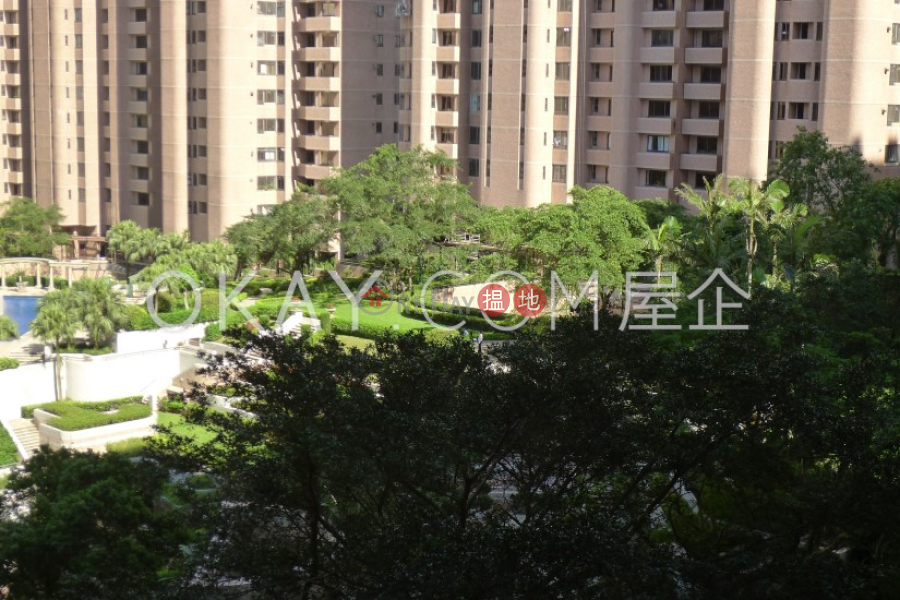 HK$ 6,827.6萬|陽明山莊 眺景園|南區-4房4廁,實用率高,星級會所,連車位陽明山莊 眺景園出售單位