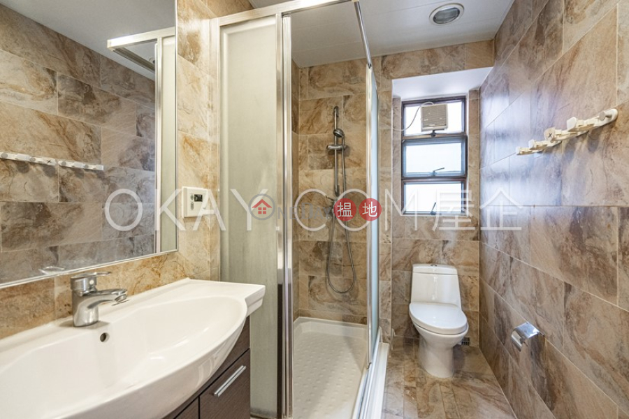 HK$ 2,600萬-龍騰閣|西區3房2廁,可養寵物,連車位,露台龍騰閣出售單位