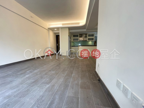 Lovely 3 bedroom with parking | Rental, Winfield Gardens 永富苑 | Wan Chai District (OKAY-R218816)_0