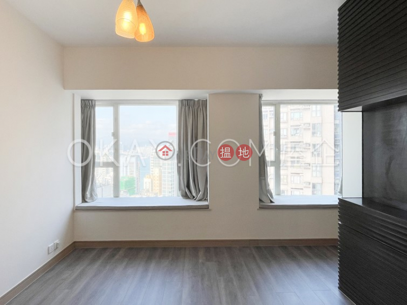 Property Search Hong Kong | OneDay | Residential | Sales Listings | Lovely 2 bedroom on high floor with balcony | For Sale