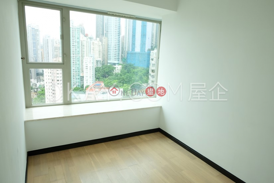 Luxurious 2 bedroom with balcony | For Sale | Centre Place 匯賢居 Sales Listings