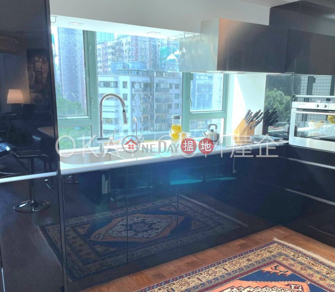 Tasteful 1 bedroom on high floor with parking | For Sale | 80 Robinson Road 羅便臣道80號 Sales Listings