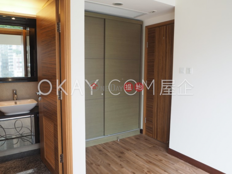 HK$ 39,000/ month | Serenade, Wan Chai District Lovely 3 bedroom with balcony & parking | Rental