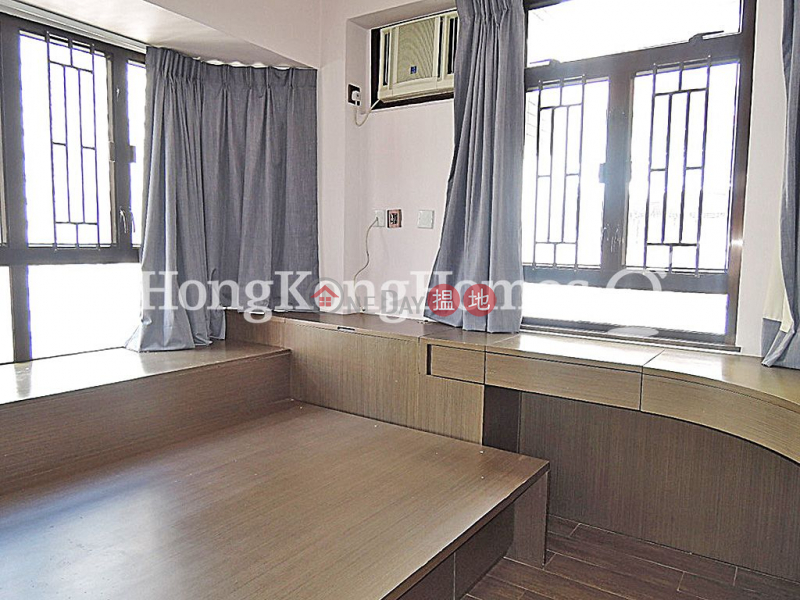 HK$ 12M | Corona Tower Central District, 2 Bedroom Unit at Corona Tower | For Sale