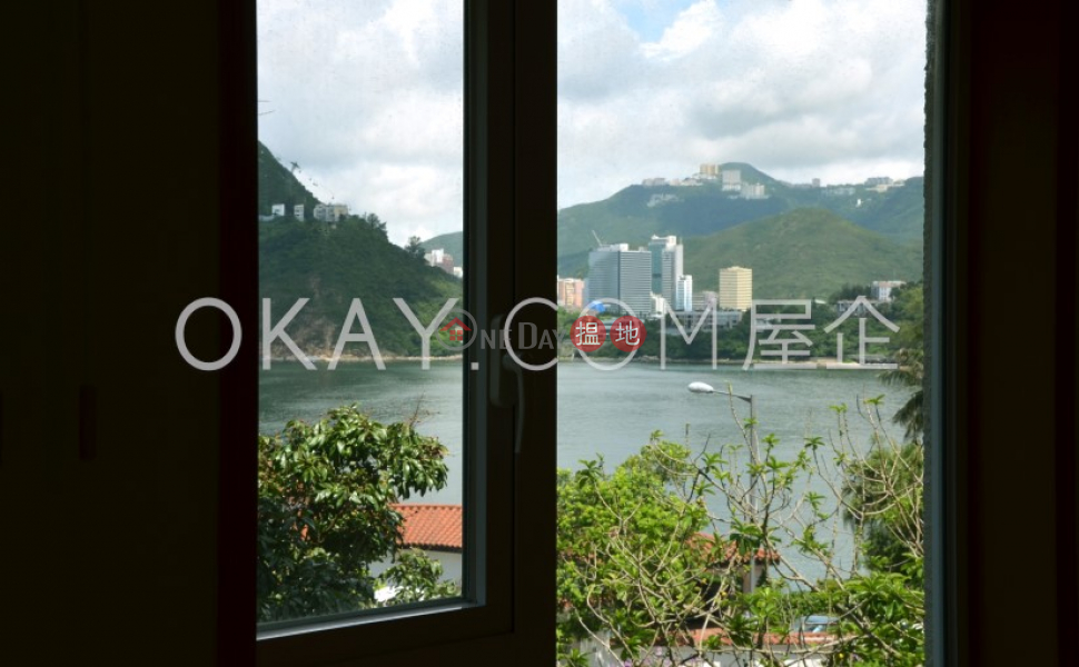 HK$ 100,000/ month Deepdene, Southern District Efficient 4 bedroom with balcony & parking | Rental
