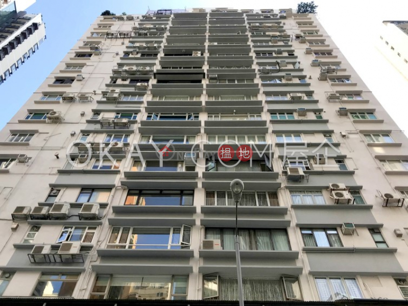 HK$ 2,000萬|豐寧大廈-灣仔區|3房2廁,實用率高,極高層,連車位豐寧大廈出售單位