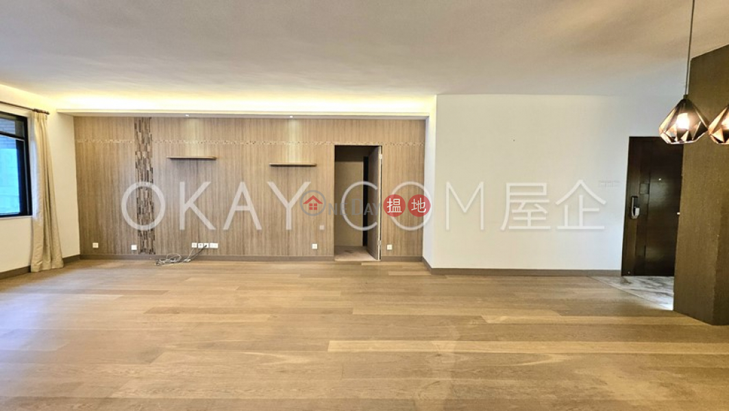 Efficient 3 bedroom with parking | For Sale | Wealthy Heights 威豪閣 Sales Listings