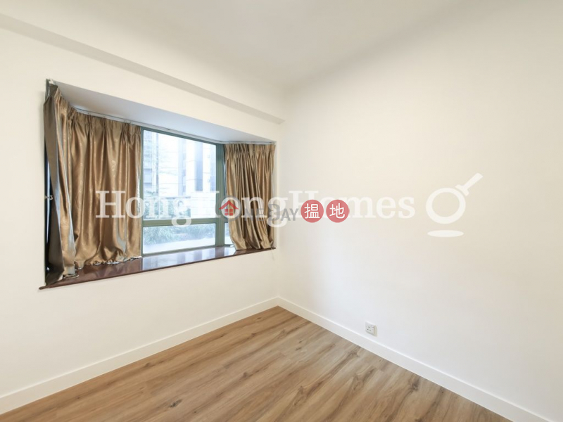 3 Bedroom Family Unit for Rent at Goldwin Heights 2 Seymour Road | Western District | Hong Kong | Rental, HK$ 32,500/ month