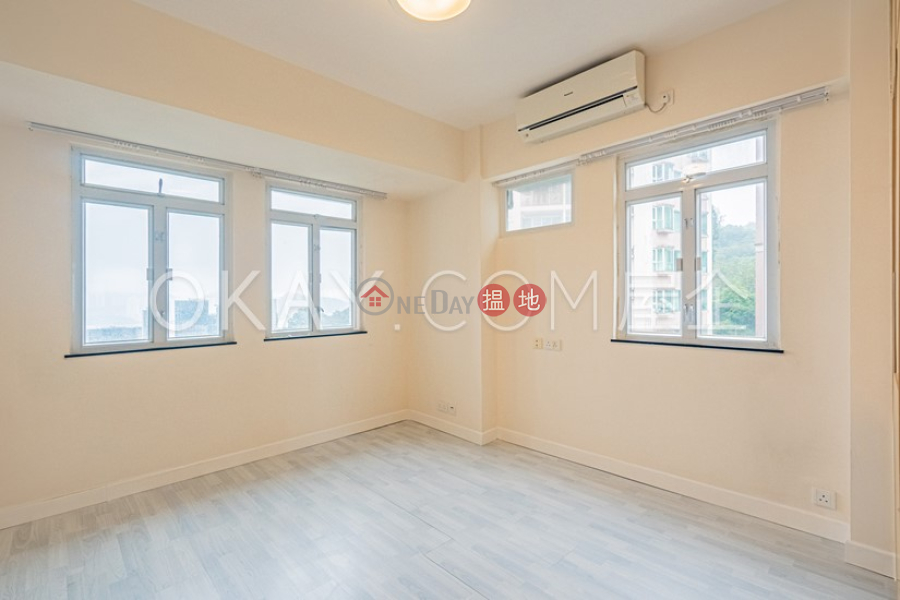 HK$ 16.8M | Ho King View Eastern District Tasteful 3 bedroom with parking | For Sale