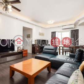 Gorgeous 3 bedroom with balcony & parking | For Sale | Spyglass Hill 淺水灣道96號 _0
