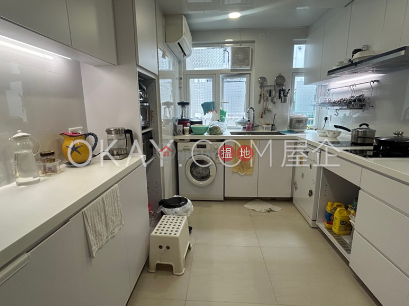 Property Search Hong Kong | OneDay | Residential | Sales Listings, Efficient 3 bed on high floor with balcony & parking | For Sale