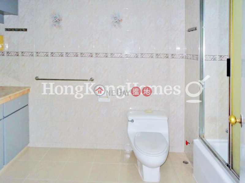 Property Search Hong Kong | OneDay | Residential Rental Listings | 3 Bedroom Family Unit for Rent at Dragon Garden