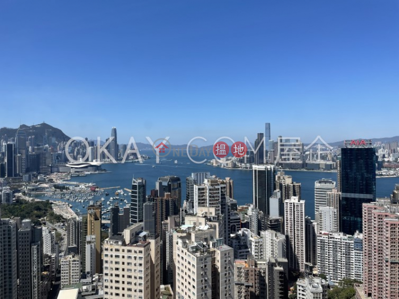 Gorgeous 3 bedroom on high floor with balcony & parking | For Sale | Seaview Garden 海景台 Sales Listings