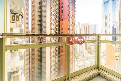 Elegant 3 bedroom with balcony | For Sale | Centrestage 聚賢居 _0