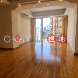 Nicely kept 3 bedroom with balcony & parking | Rental | Merry Garden 豐樂新邨A座 _0