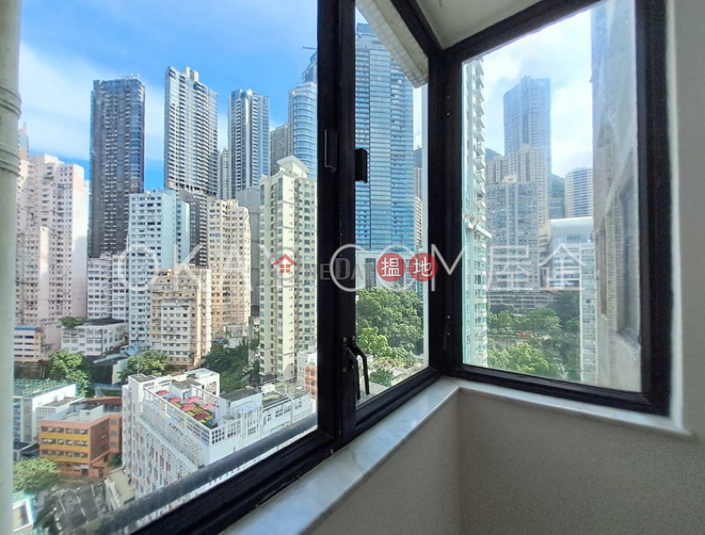 HK$ 10M | Goodview Court, Central District | Gorgeous 2 bedroom on high floor | For Sale