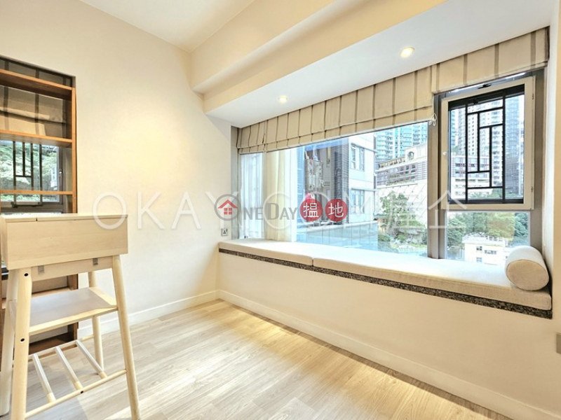 Gorgeous 3 bedroom with balcony & parking | Rental | Serenade 上林 Rental Listings