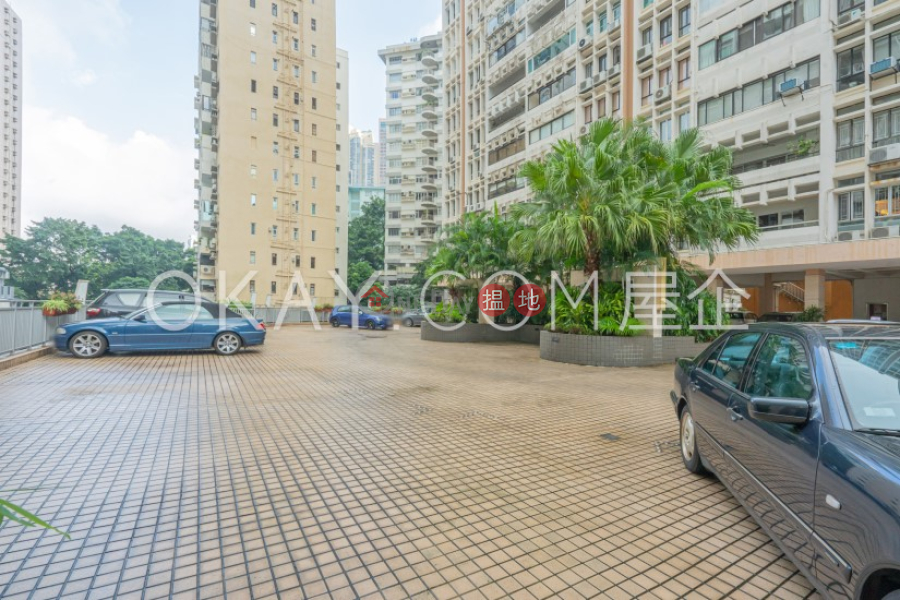 Luxurious 3 bedroom with balcony & parking | For Sale | Olympian Mansion 李園 Sales Listings