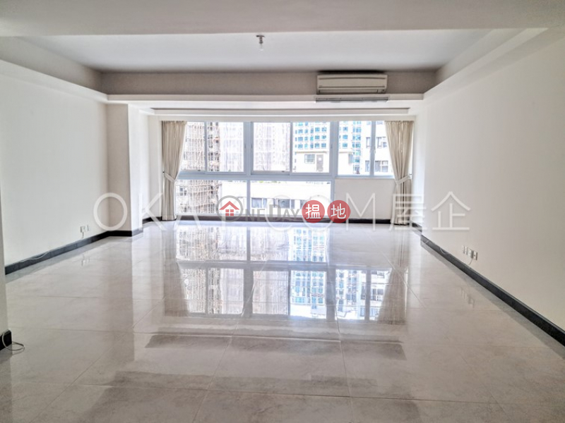 Efficient 3 bedroom with parking | For Sale | Alpine Court 嘉賢大廈 Sales Listings