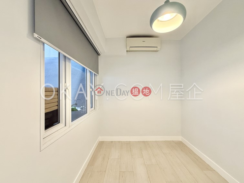 HK$ 8M Unique Tower Wan Chai District | Practical studio with terrace | For Sale
