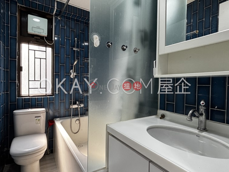 Property Search Hong Kong | OneDay | Residential Sales Listings Generous 2 bedroom in Sheung Wan | For Sale