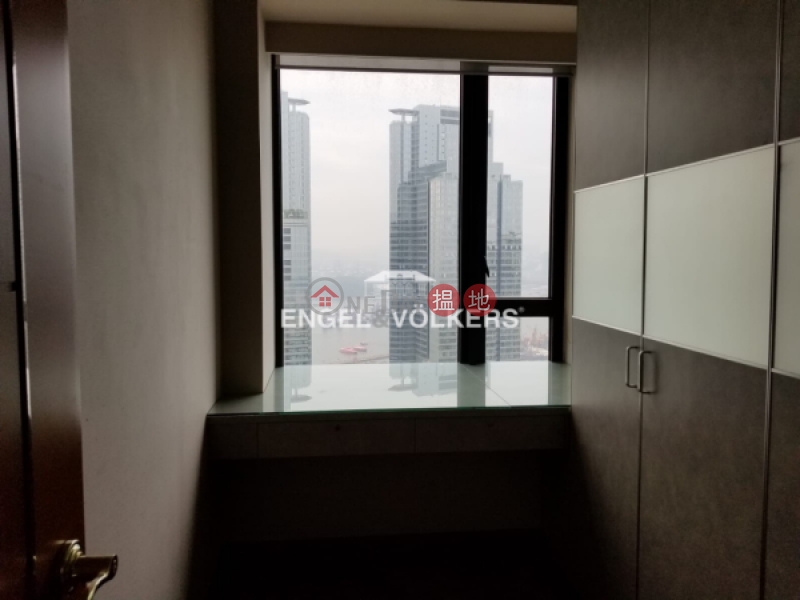 Property Search Hong Kong | OneDay | Residential | Rental Listings, 3 Bedroom Family Flat for Rent in West Kowloon