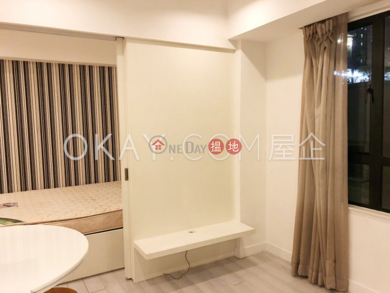 Unique 1 bedroom with rooftop | For Sale, 32 Tung Street 東街32號 Sales Listings | Central District (OKAY-S33787)