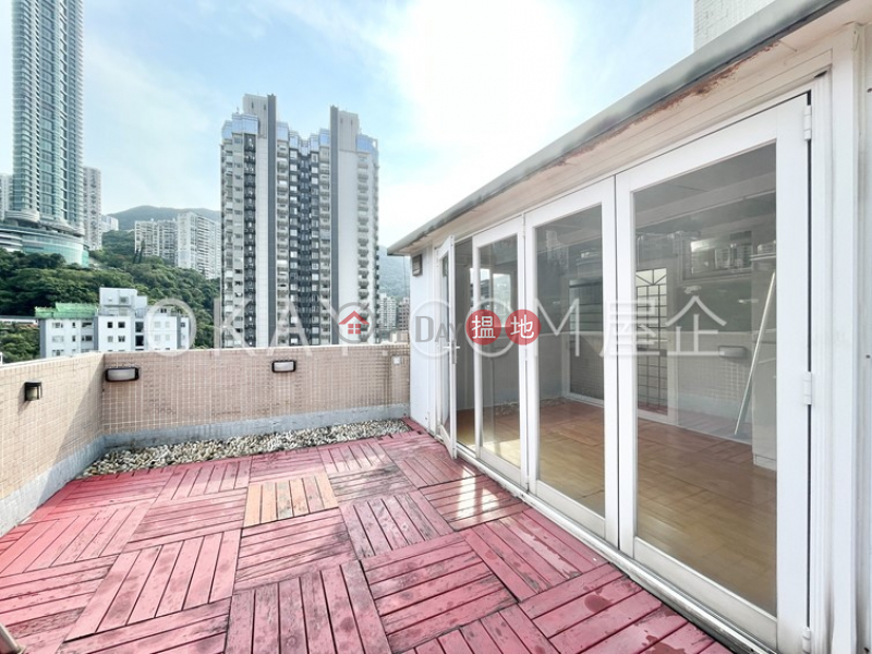 Property Search Hong Kong | OneDay | Residential, Rental Listings Charming 2 bedroom on high floor with rooftop & parking | Rental