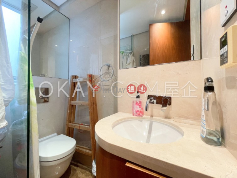 Unique 2 bedroom on high floor with balcony & parking | For Sale | Mountain View Court 峰景大廈 Sales Listings