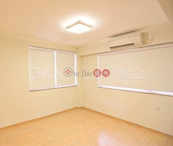 HK$ 20M, ROCKFORD MANSION | Kowloon City | Gorgeous 3 bedroom with parking | For Sale
