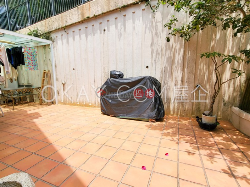 Popular 3 bedroom with balcony & parking | For Sale | 24 Razor Hill Road | Sai Kung Hong Kong Sales HK$ 14M