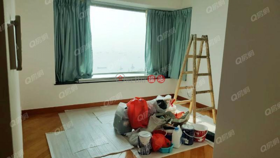 Property Search Hong Kong | OneDay | Residential | Rental Listings | Sorrento Phase 2 Block 1 | 4 bedroom High Floor Flat for Rent