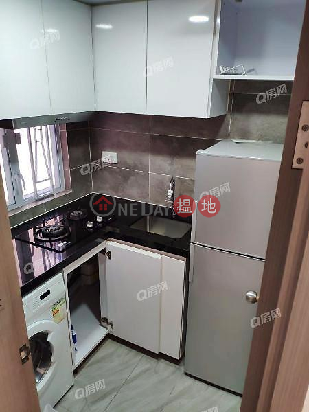 HK$ 16,000/ month On Fat Building, Western District On Fat Building | 1 bedroom Low Floor Flat for Rent